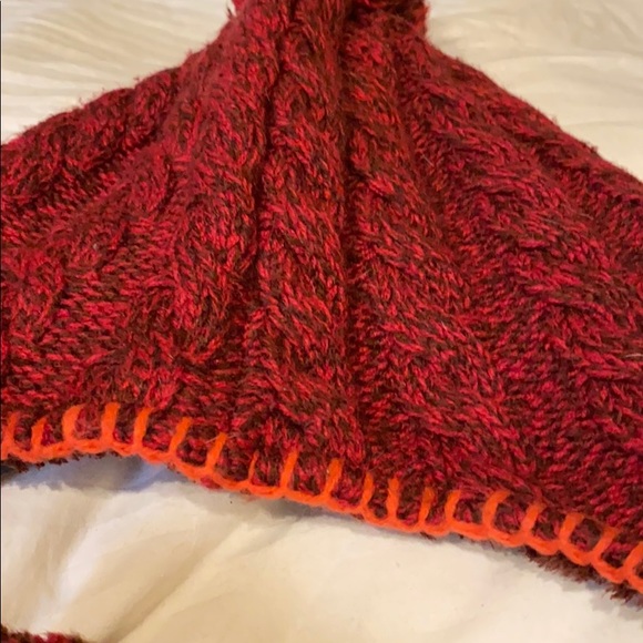 North face Pom lined winter hat - Picture 4 of 5